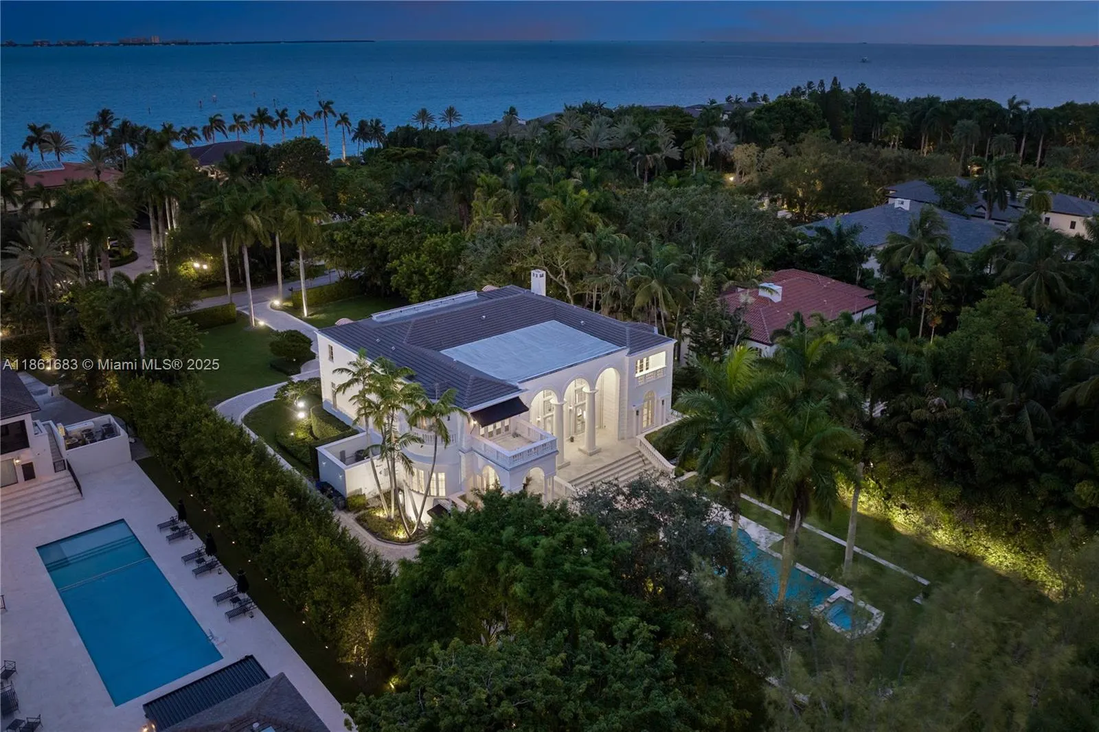 26 Tahiti Beach Island Rd