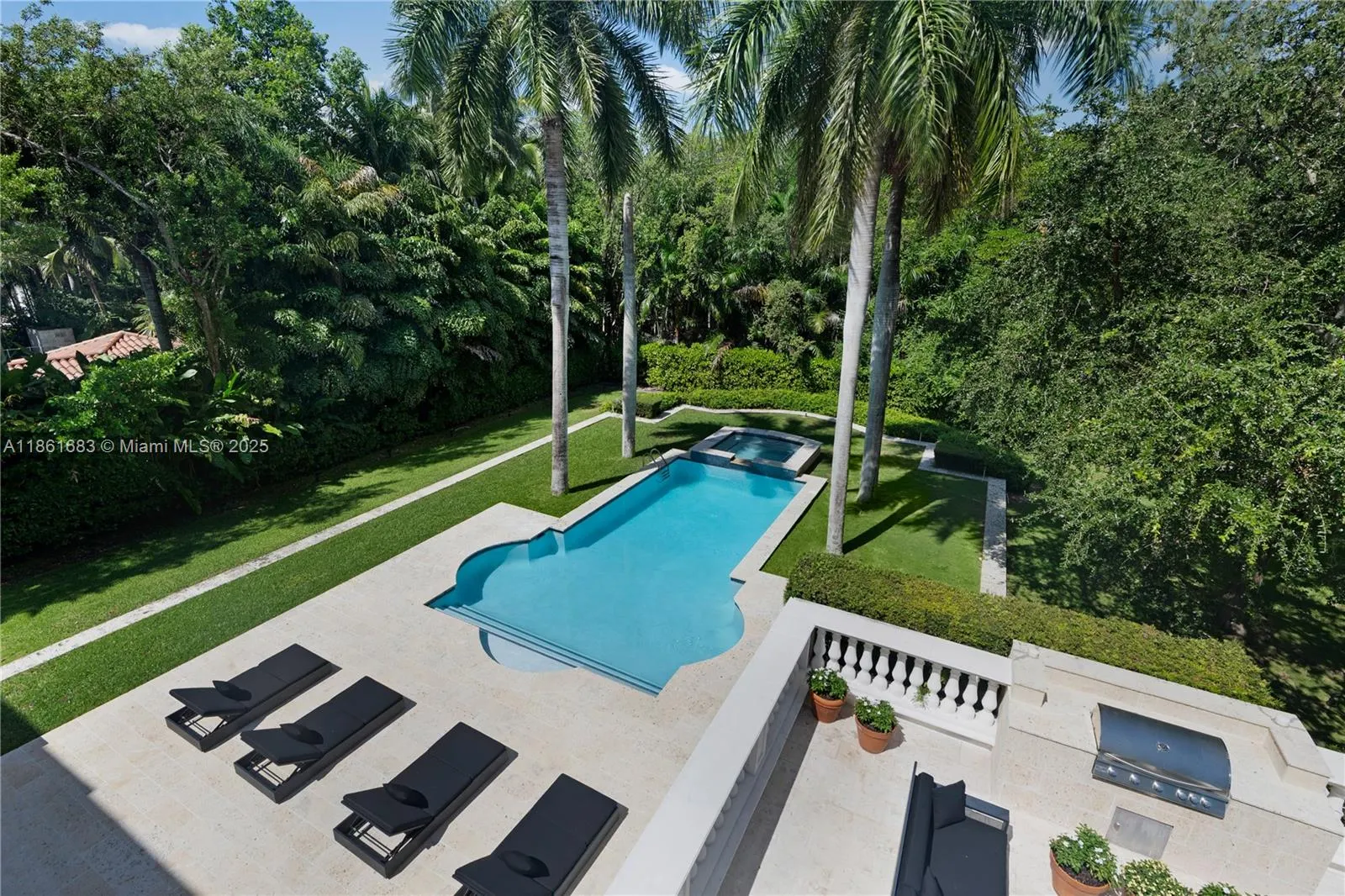 26 Tahiti Beach Island Rd