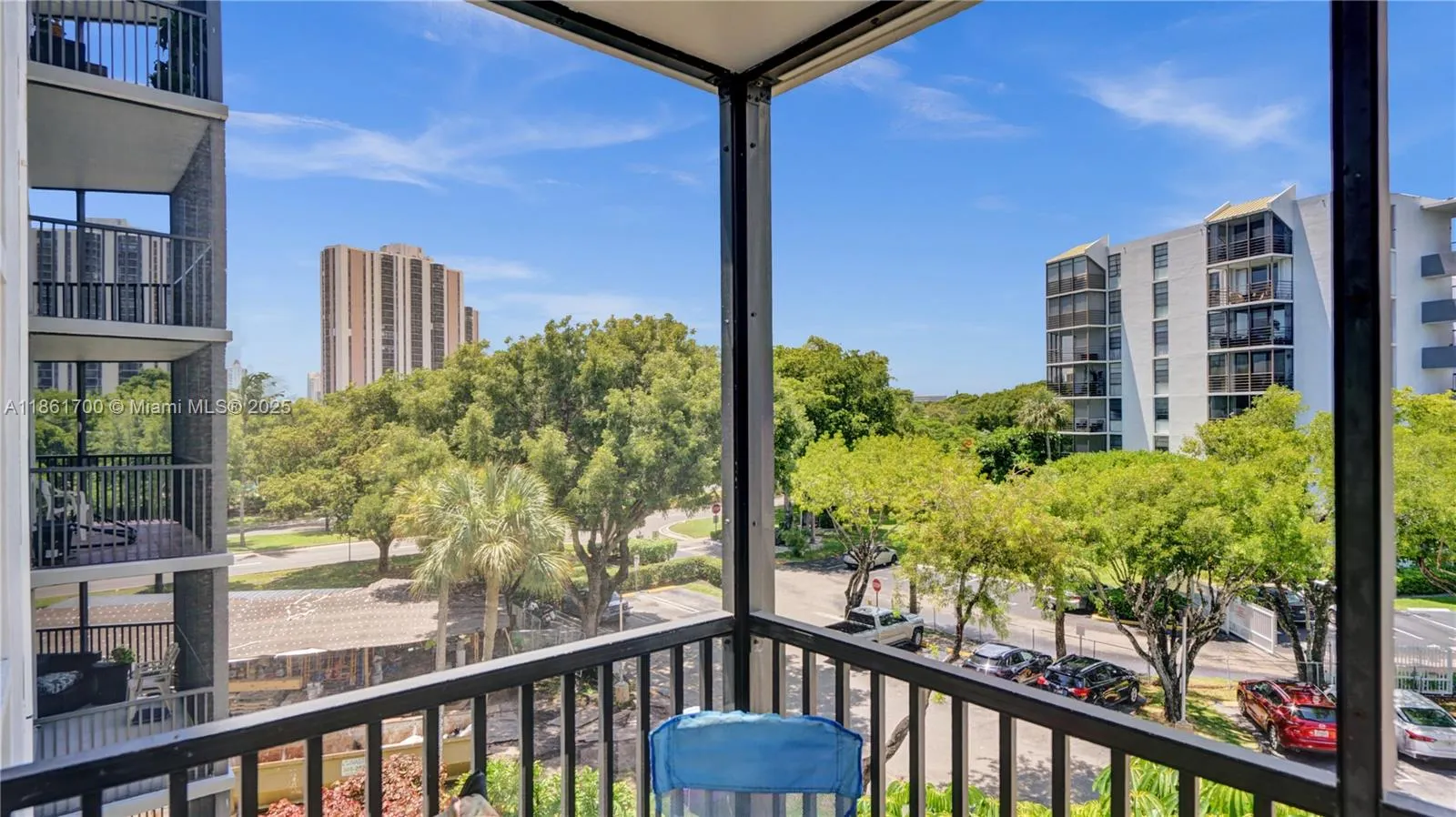 3101 N Country Club Dr, #401
