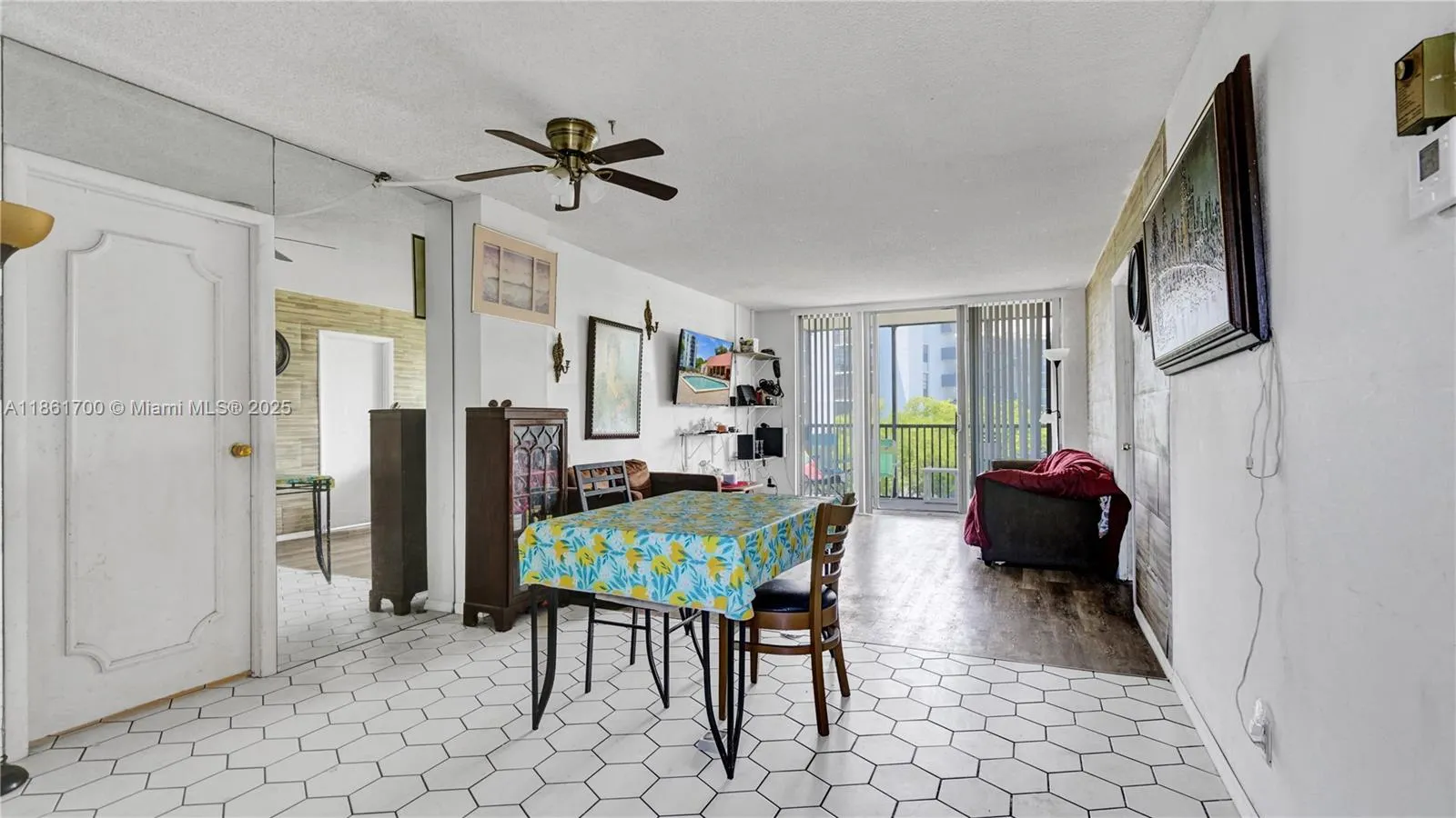 3101 N Country Club Dr, #401