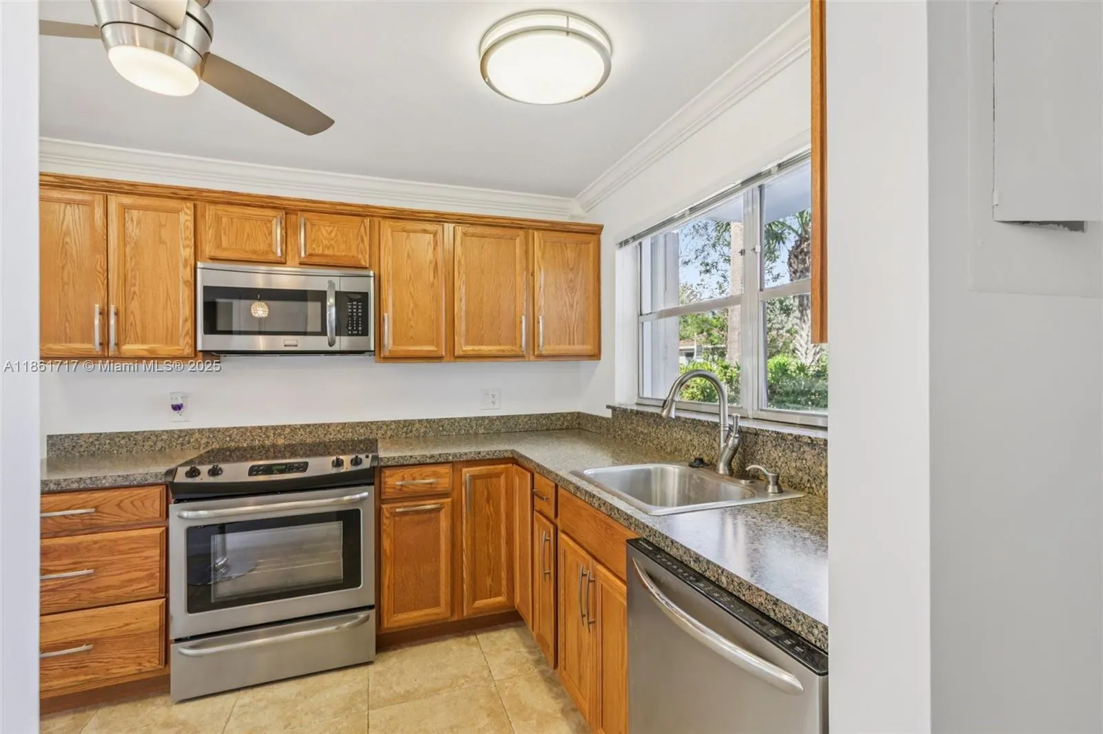 2000 S Federal Hwy, #109