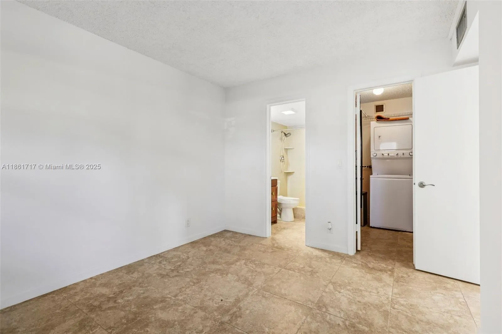 2000 S Federal Hwy, #109