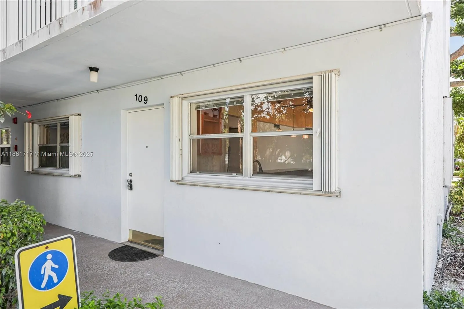 2000 S Federal Hwy, #109