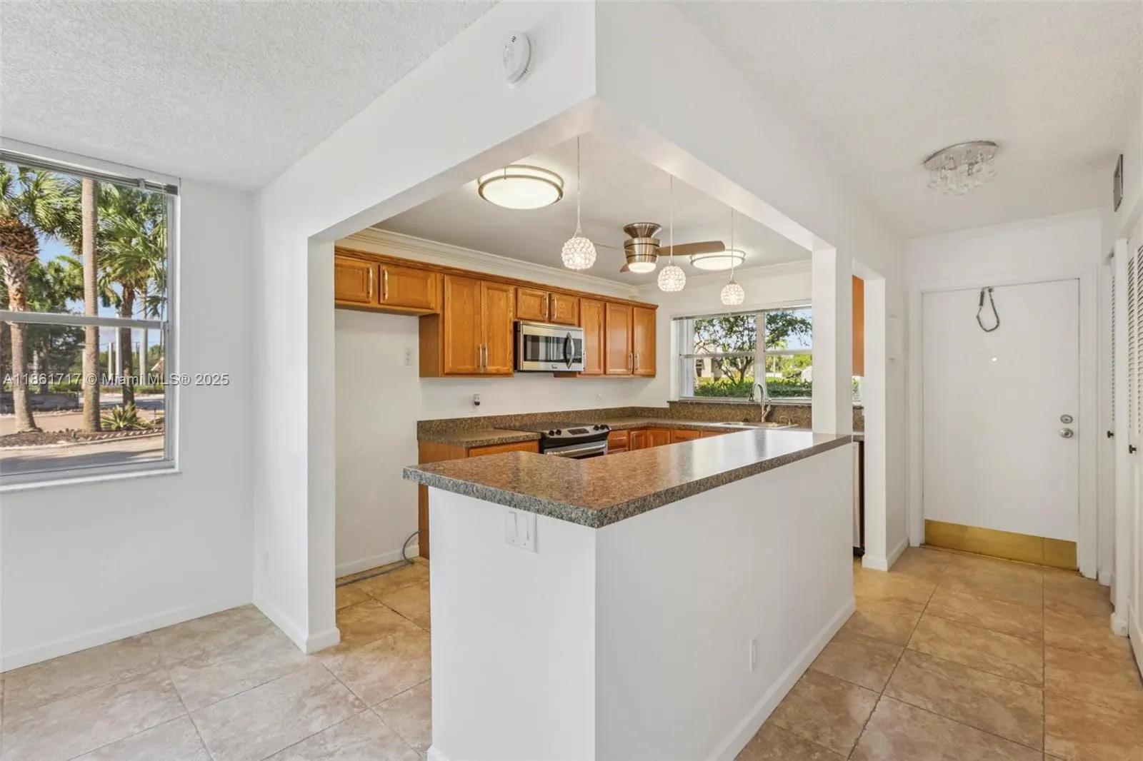 2000 S Federal Hwy, #109