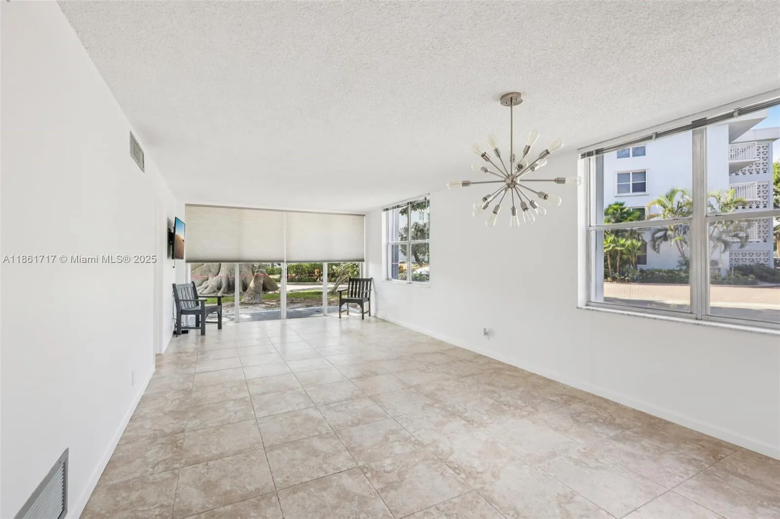 2000 S Federal Hwy, #109
