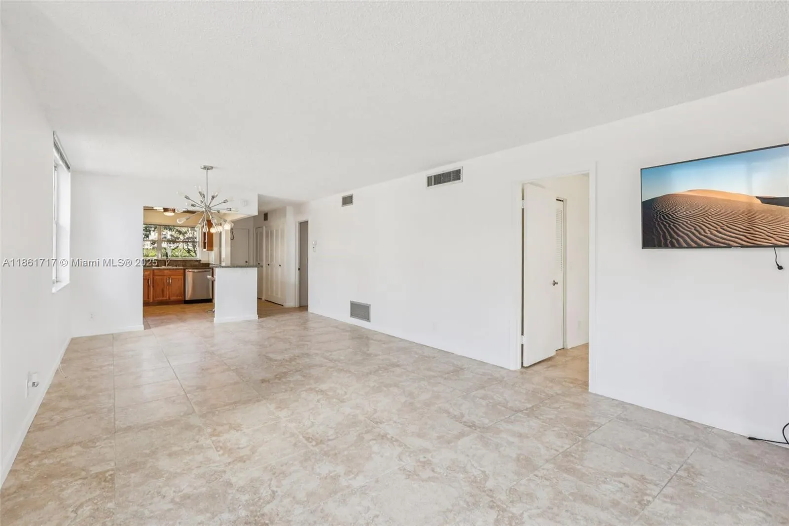 2000 S Federal Hwy, #109