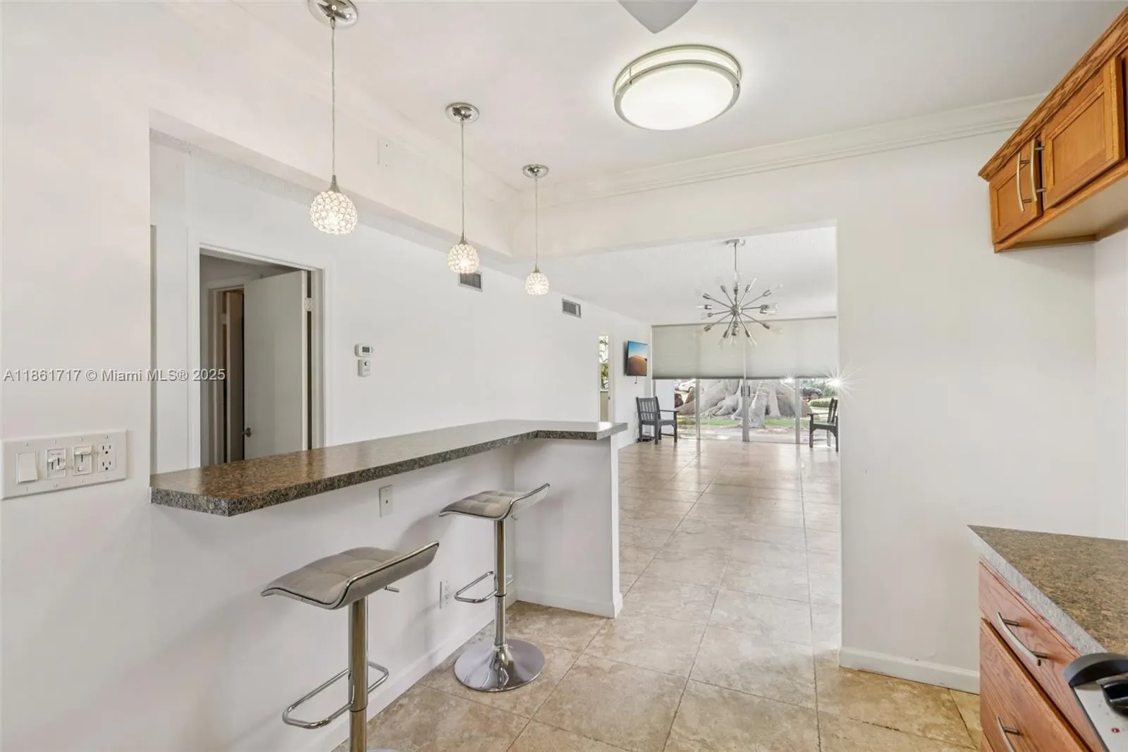 2000 S Federal Hwy, #109