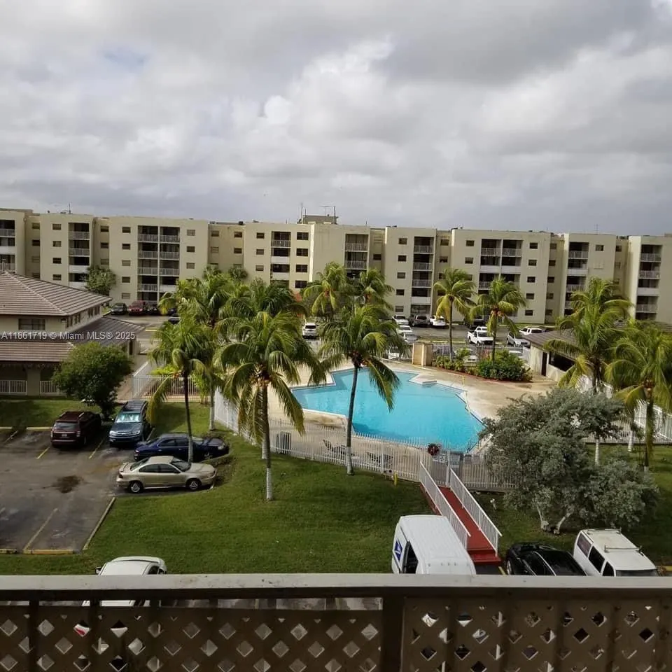 8075 NW 7th St, #509