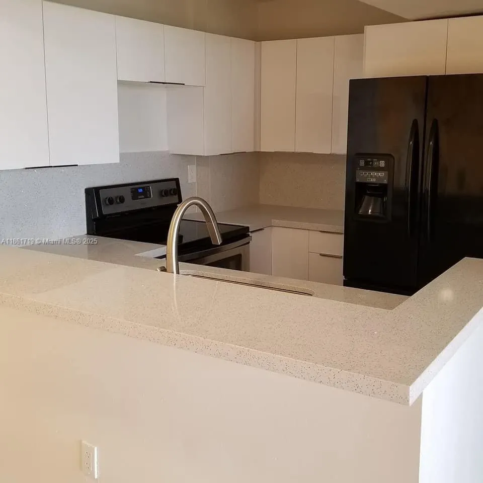 8075 NW 7th St, #509