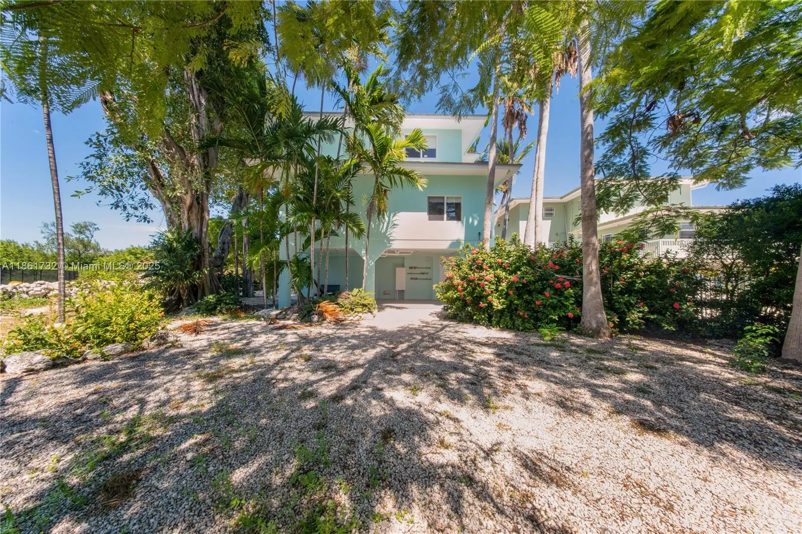 316 N Dr