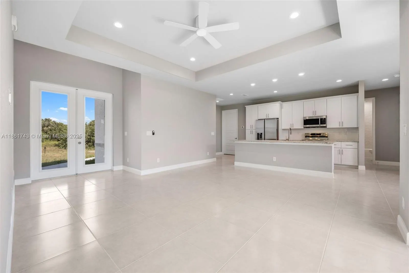 5028 N Peachtree CIR