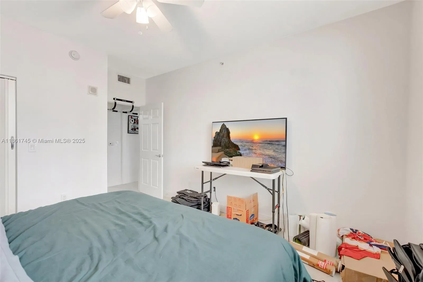 233 S Federal Hwy, #216