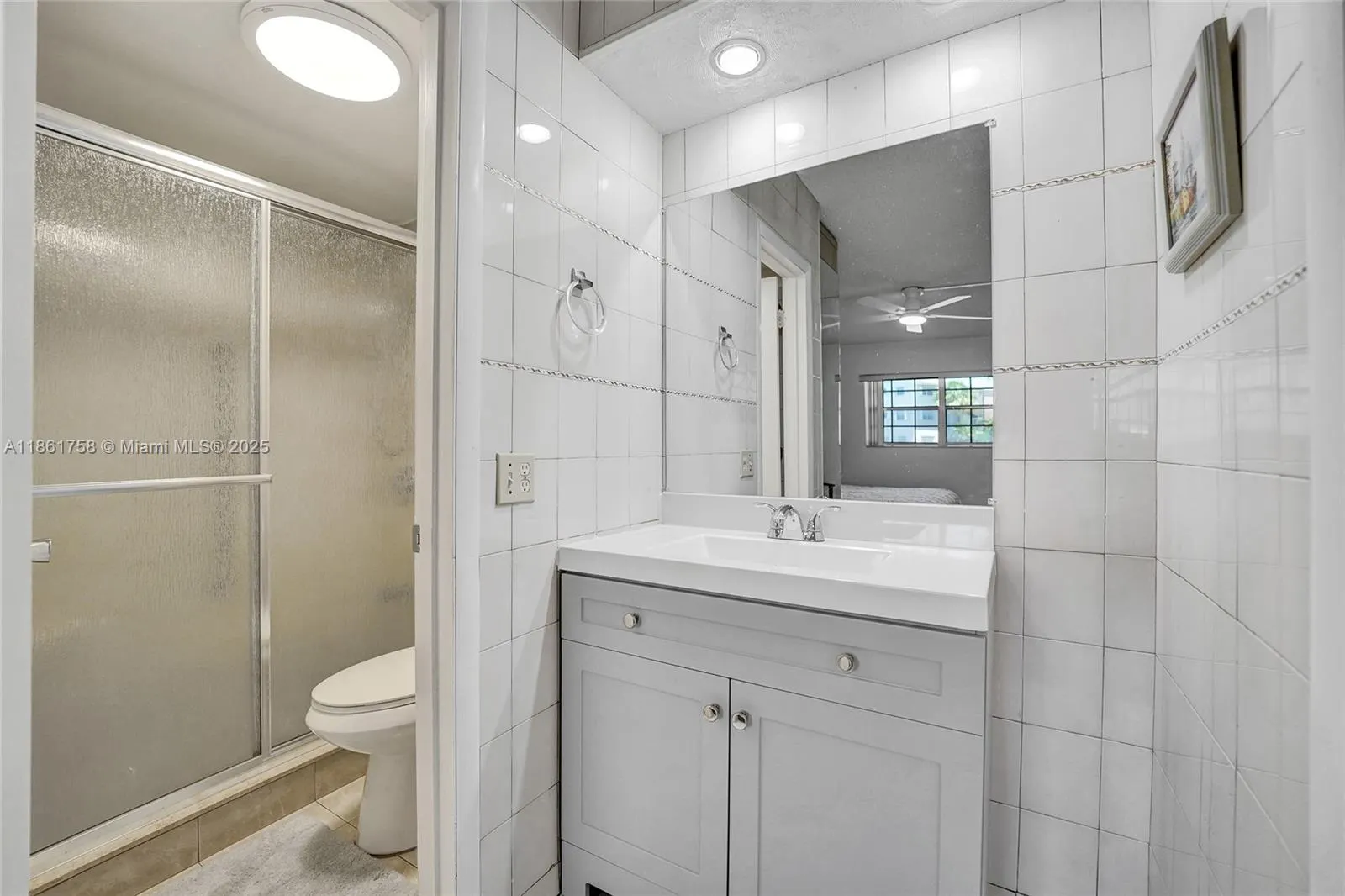 455 Paradise Isle Blvd, #104