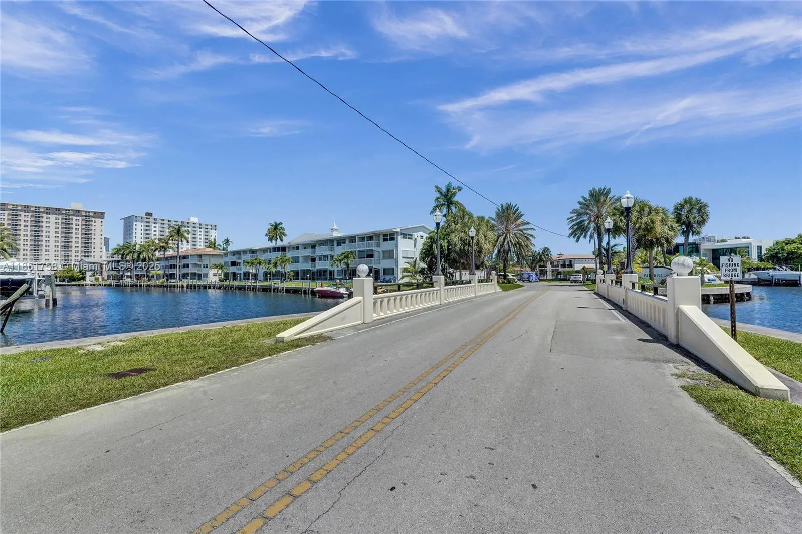 455 Paradise Isle Blvd, #104
