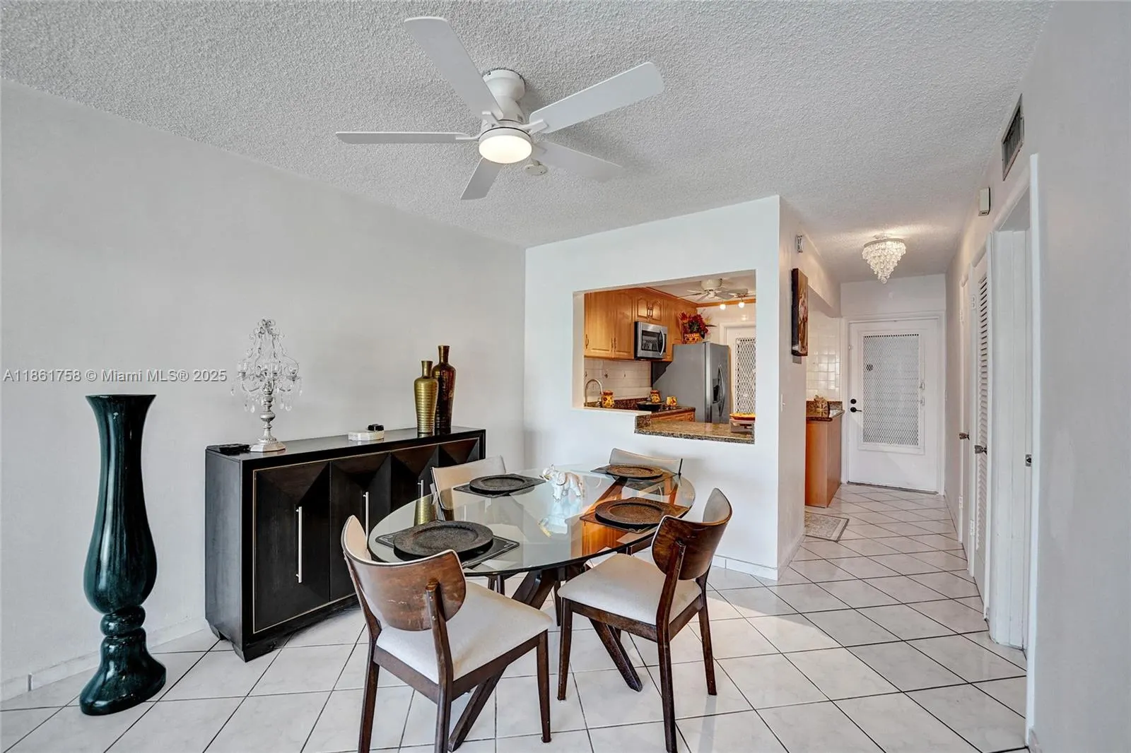 455 Paradise Isle Blvd, #104