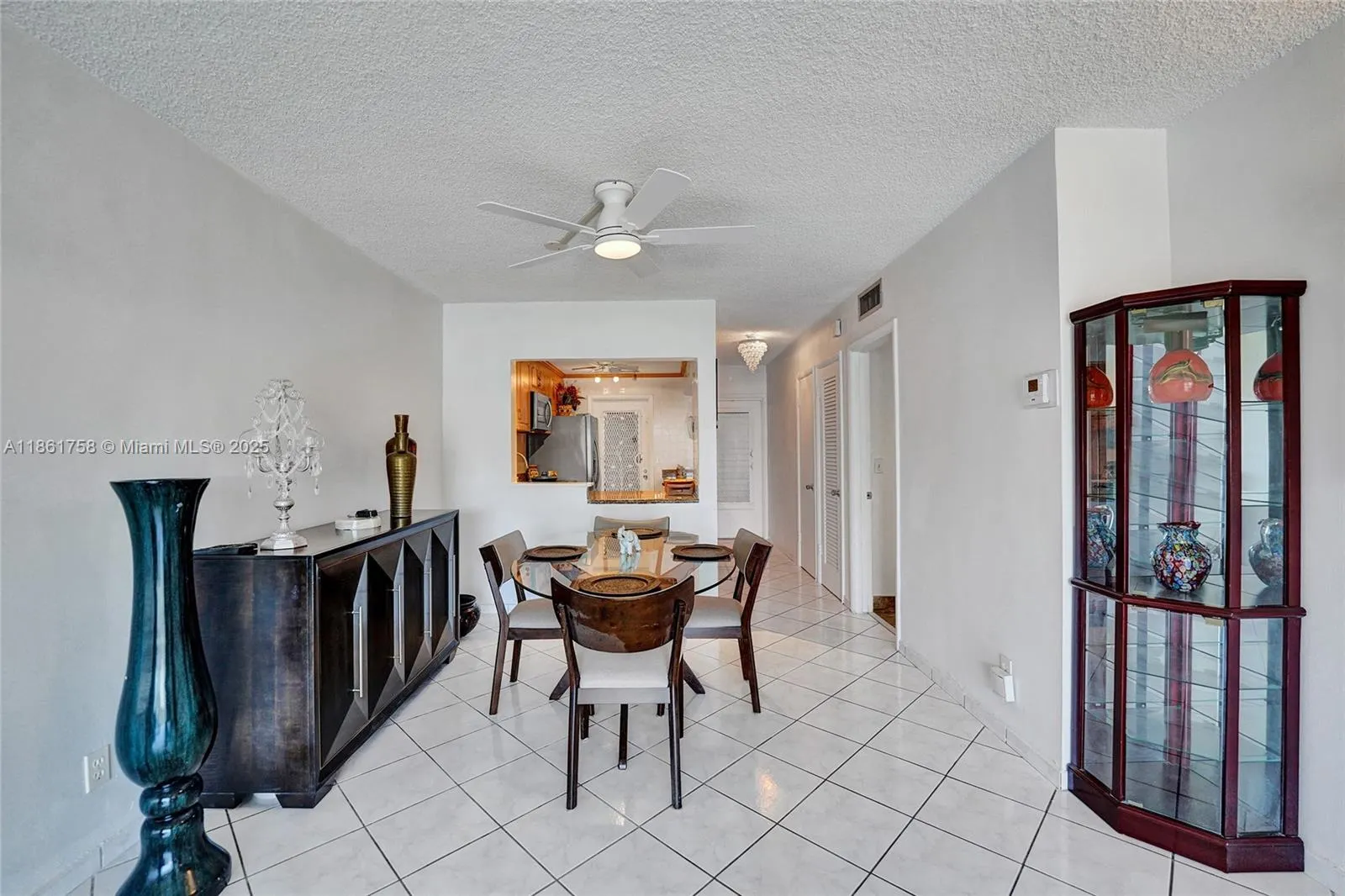455 Paradise Isle Blvd, #104