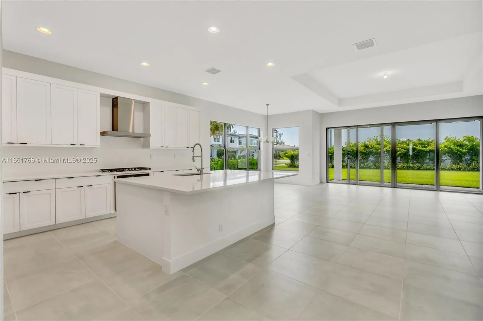 8286 Fishers Island Way