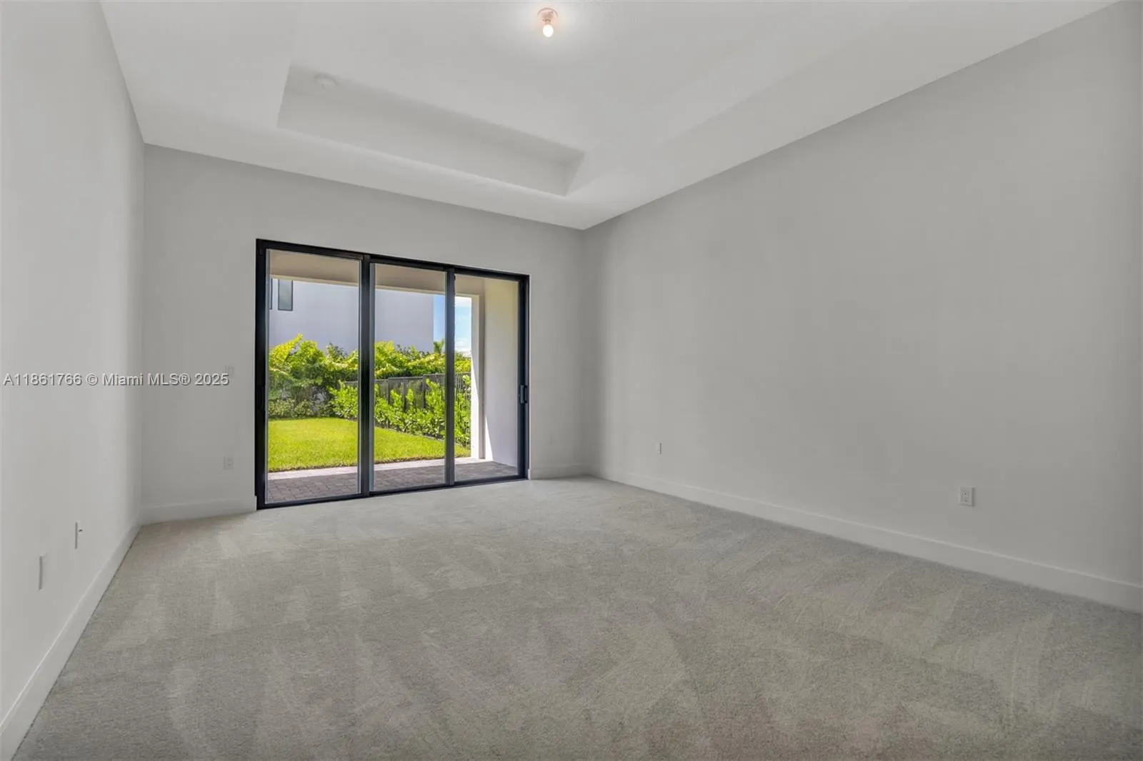 8286 Fishers Island Way