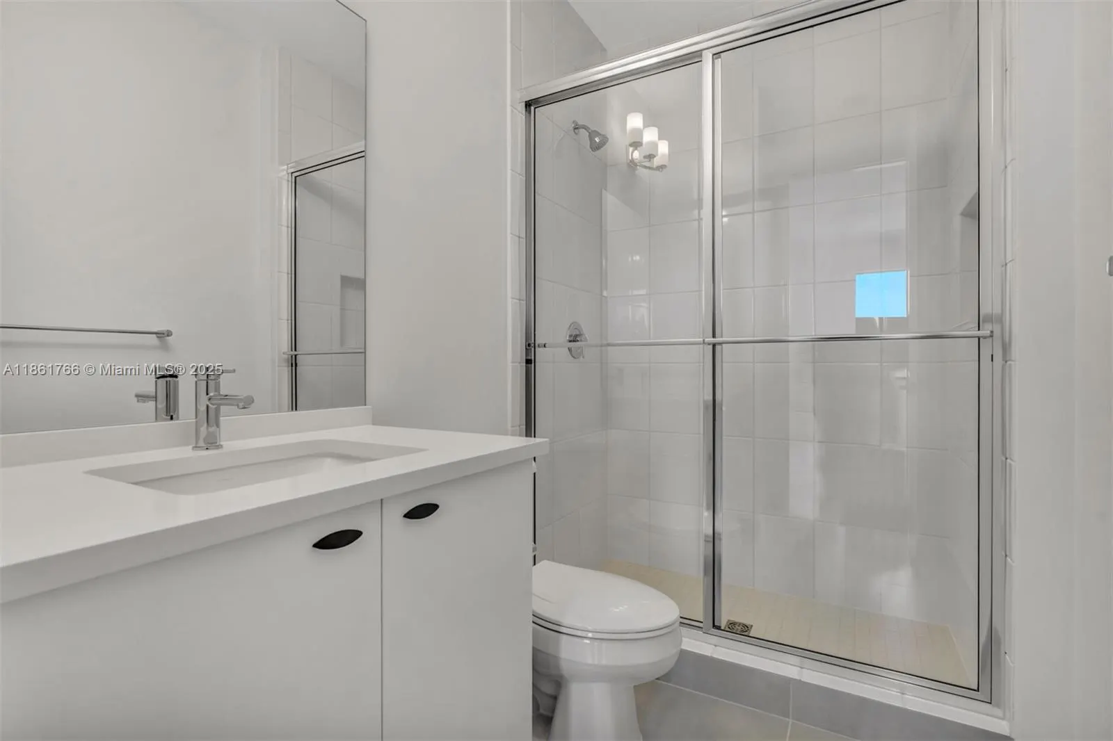 8286 Fishers Island Way