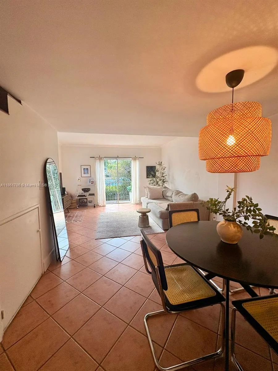 6709 N Kendall Dr, #230