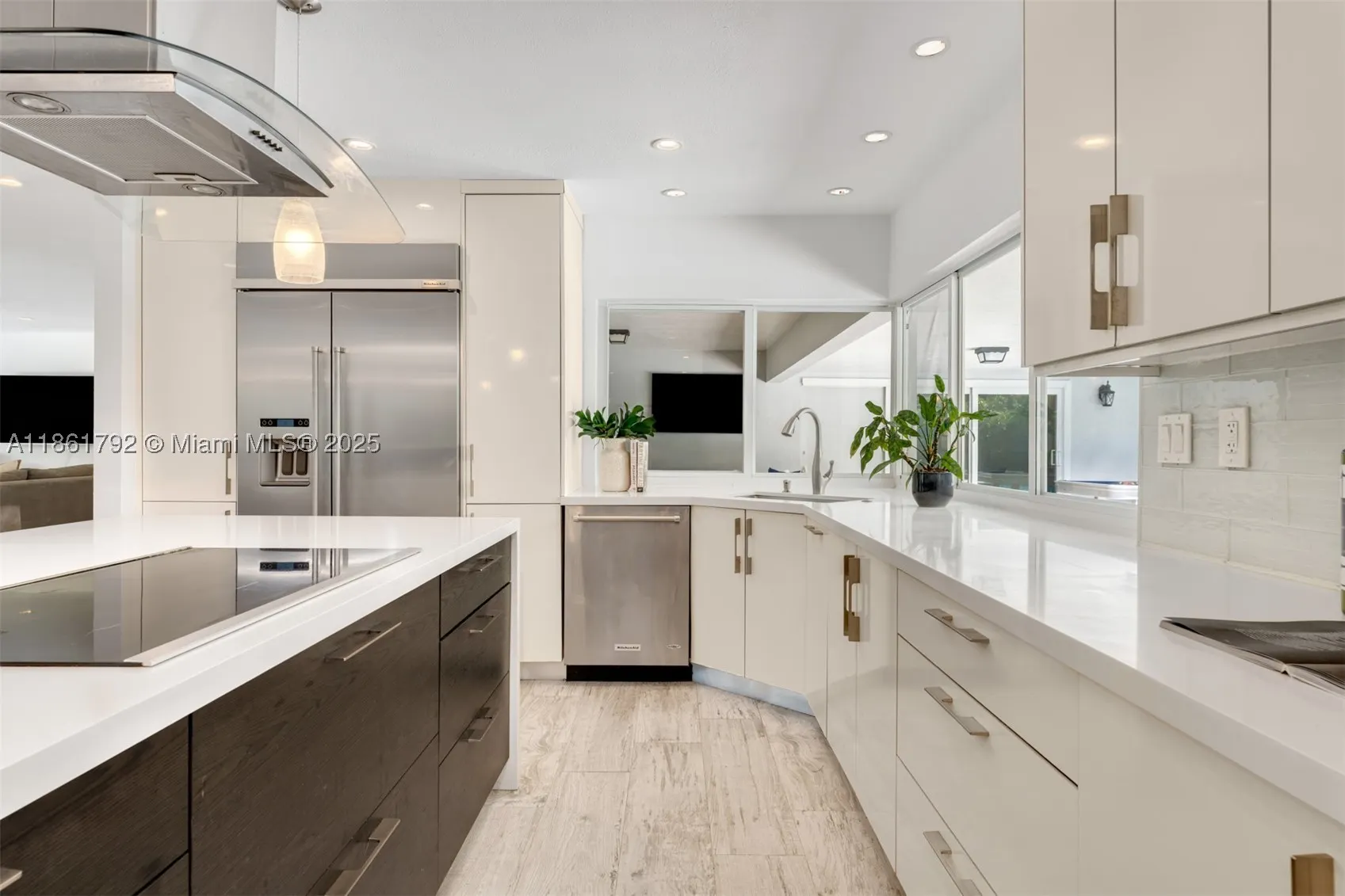 5940 SW 120th St