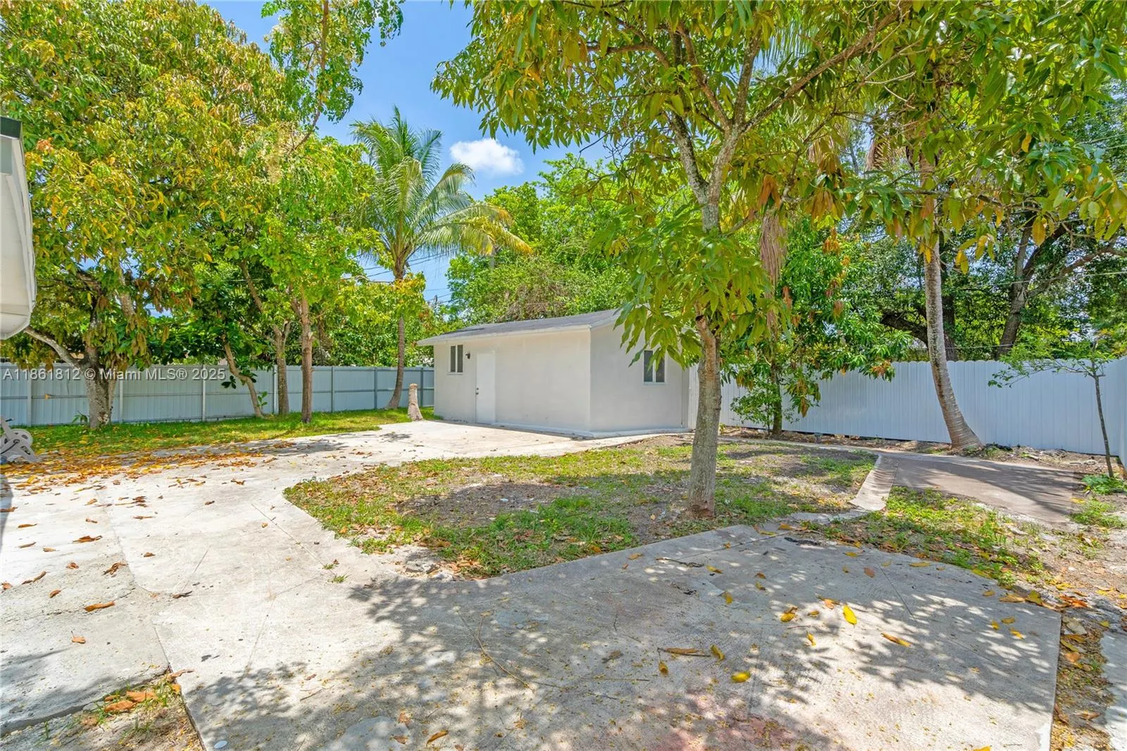 910 NW 123rd St