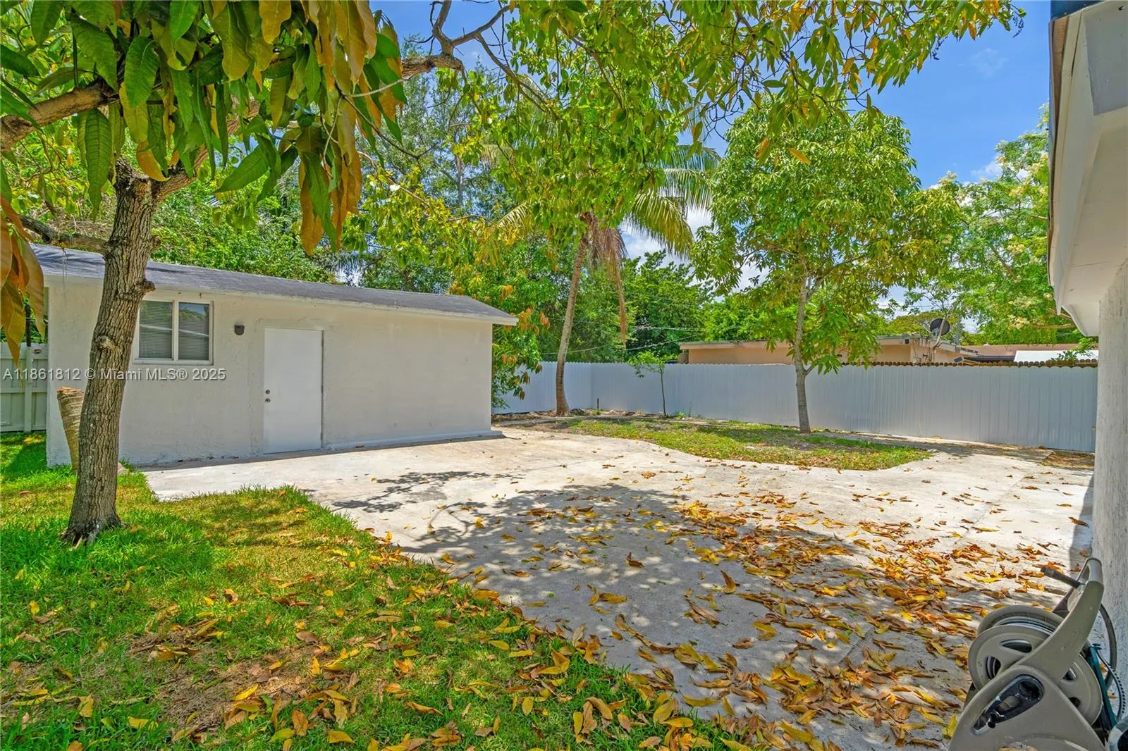 910 NW 123rd St