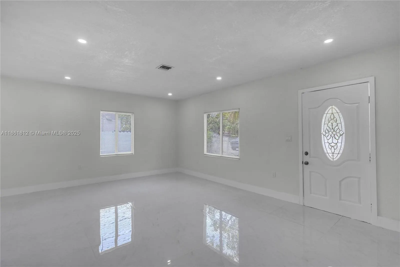 910 NW 123rd St