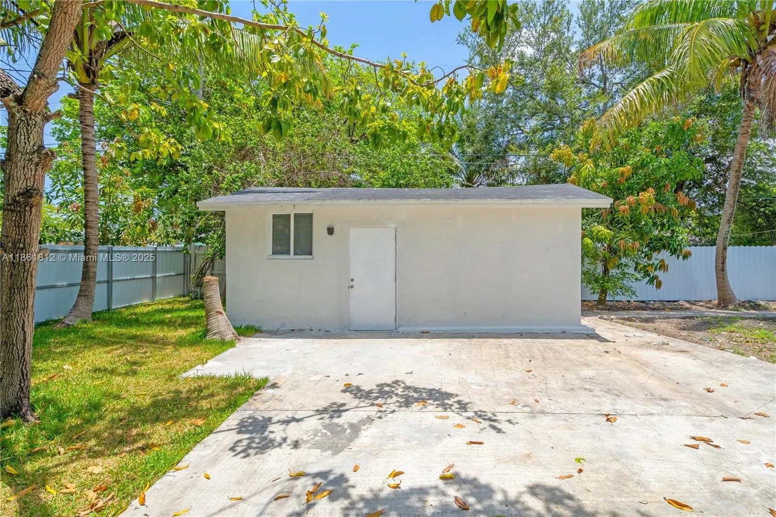910 NW 123rd St