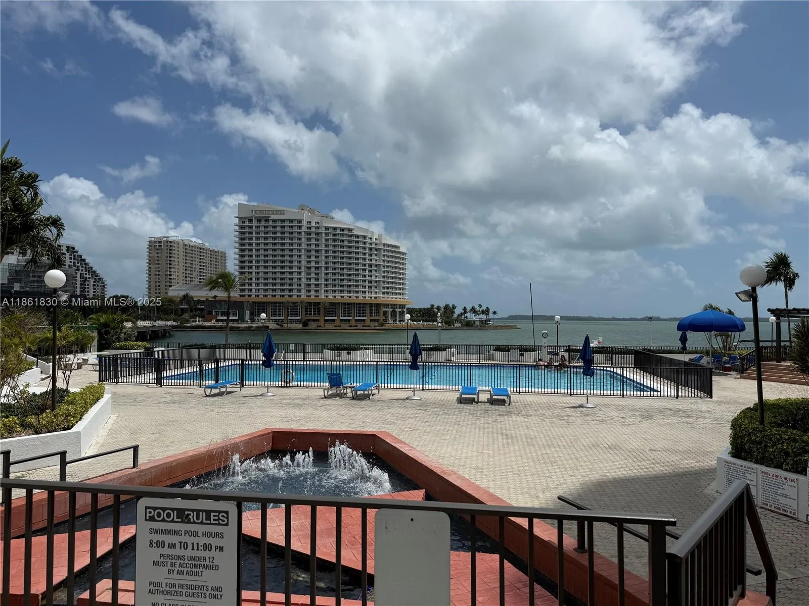 801 Brickell Bay Dr, #2064