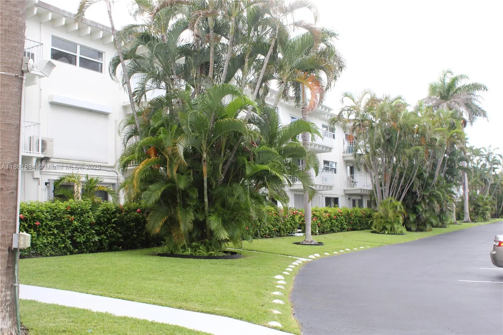 4001 S Ocean Blvd, #103