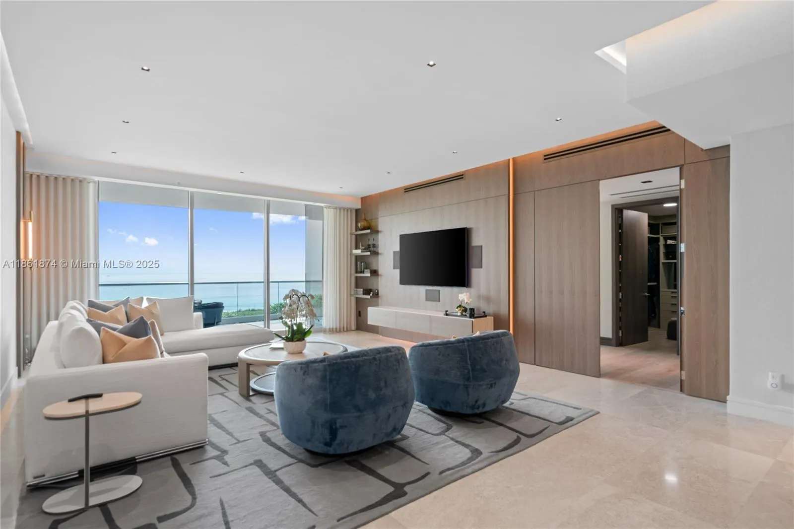 9349 Collins Ave, #303