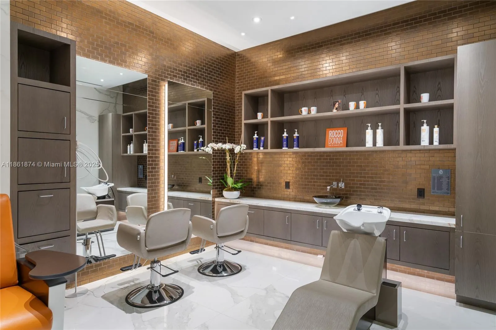 9349 Collins Ave, #303