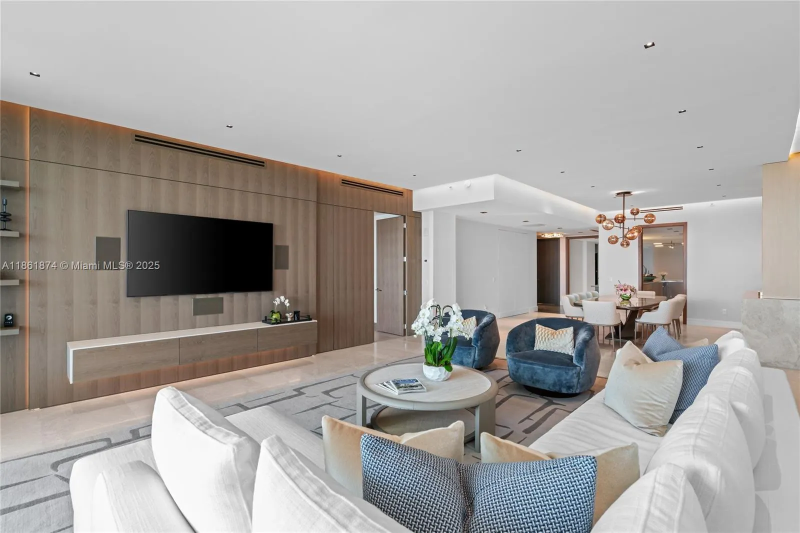 9349 Collins Ave, #303