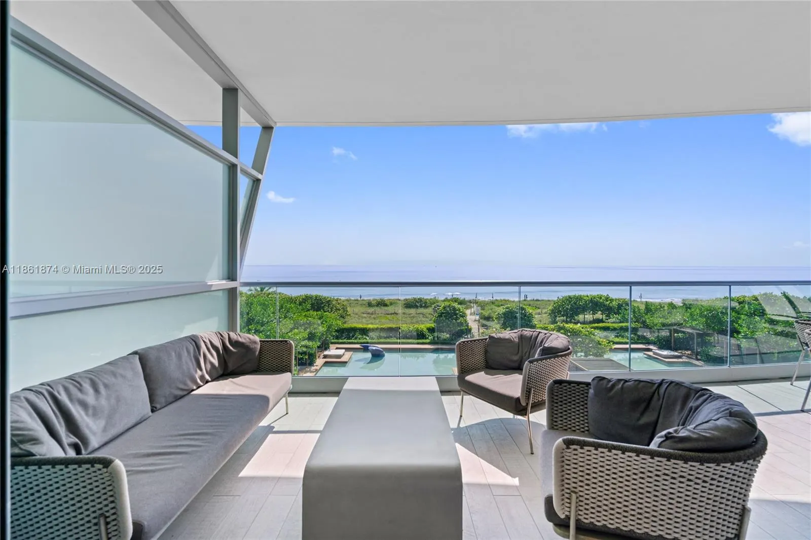 9349 Collins Ave, #303
