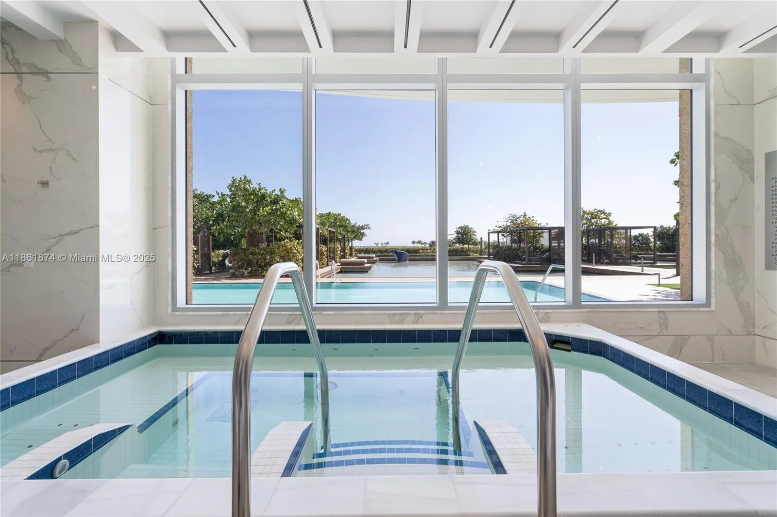 9349 Collins Ave, #303