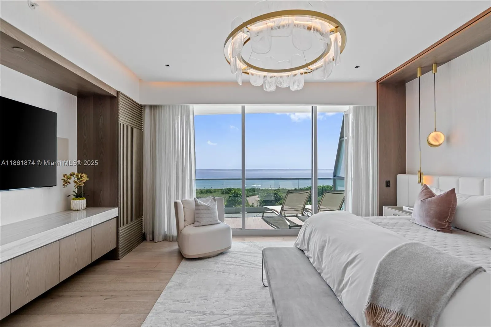 9349 Collins Ave, #303
