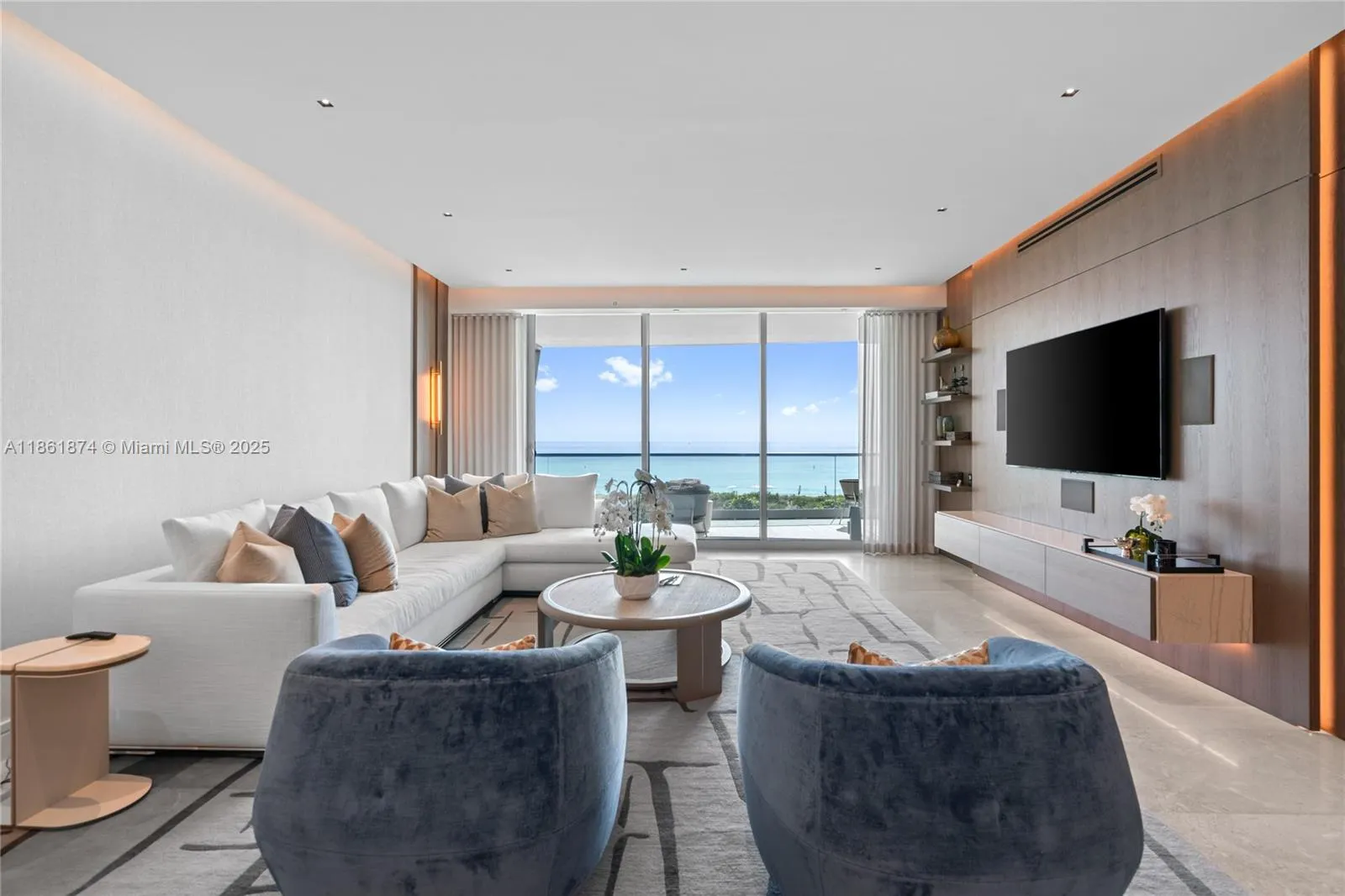 9349 Collins Ave, #303