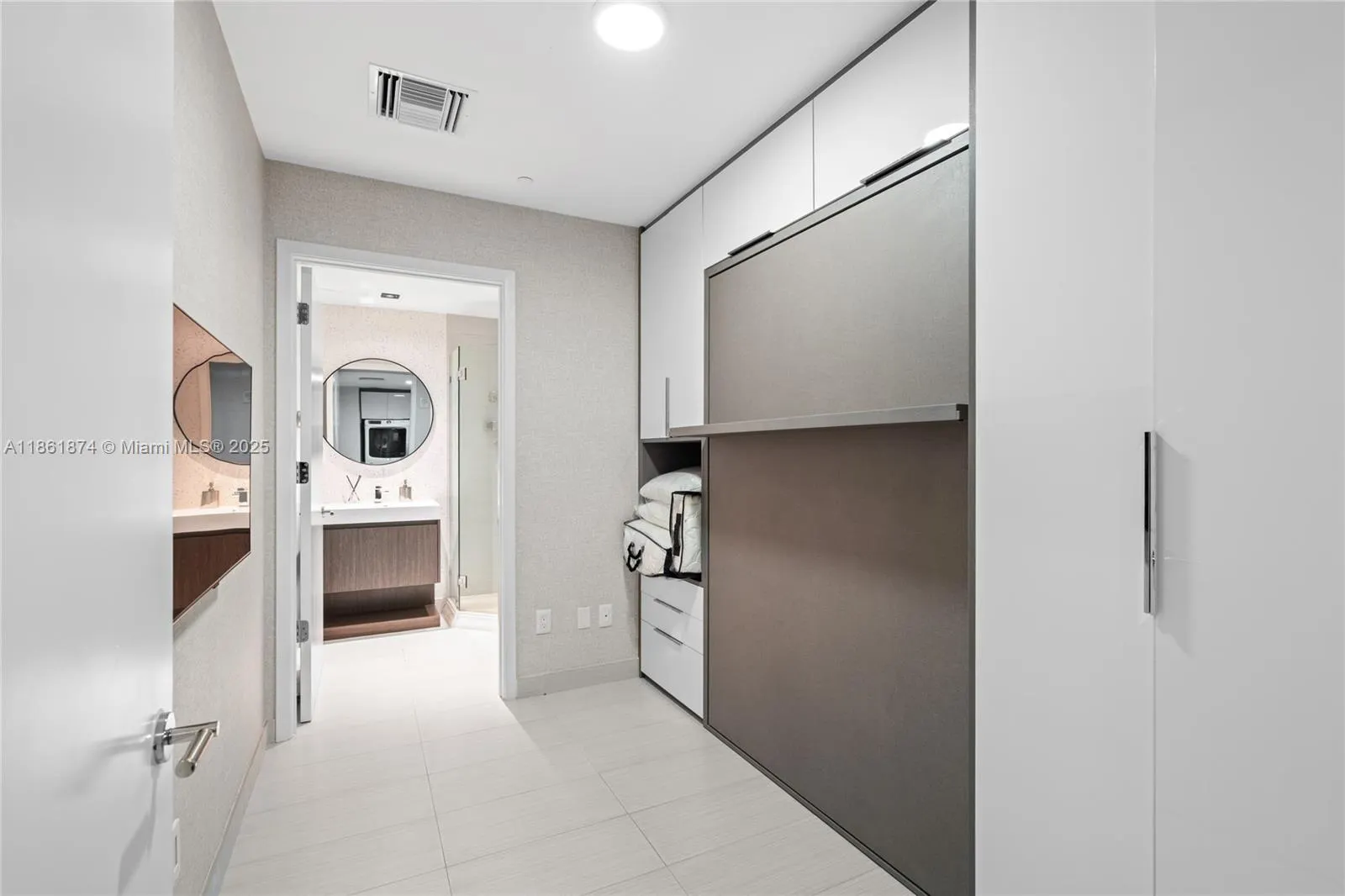 9349 Collins Ave, #303