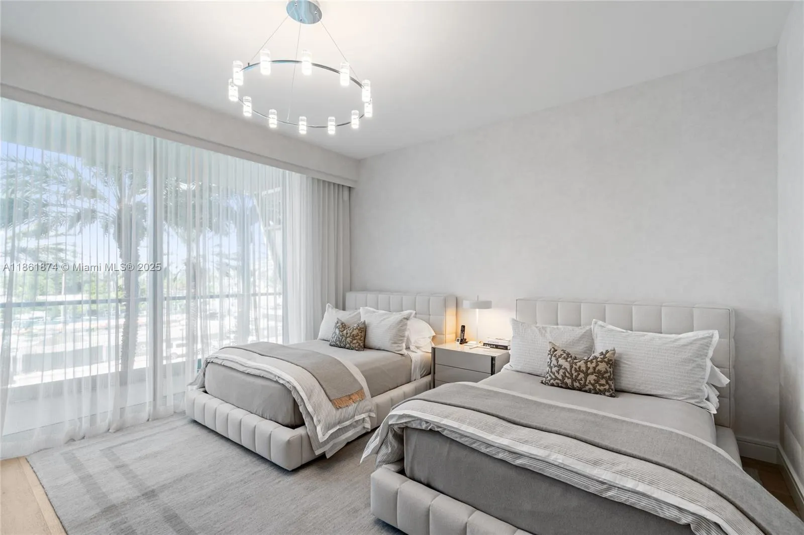 9349 Collins Ave, #303