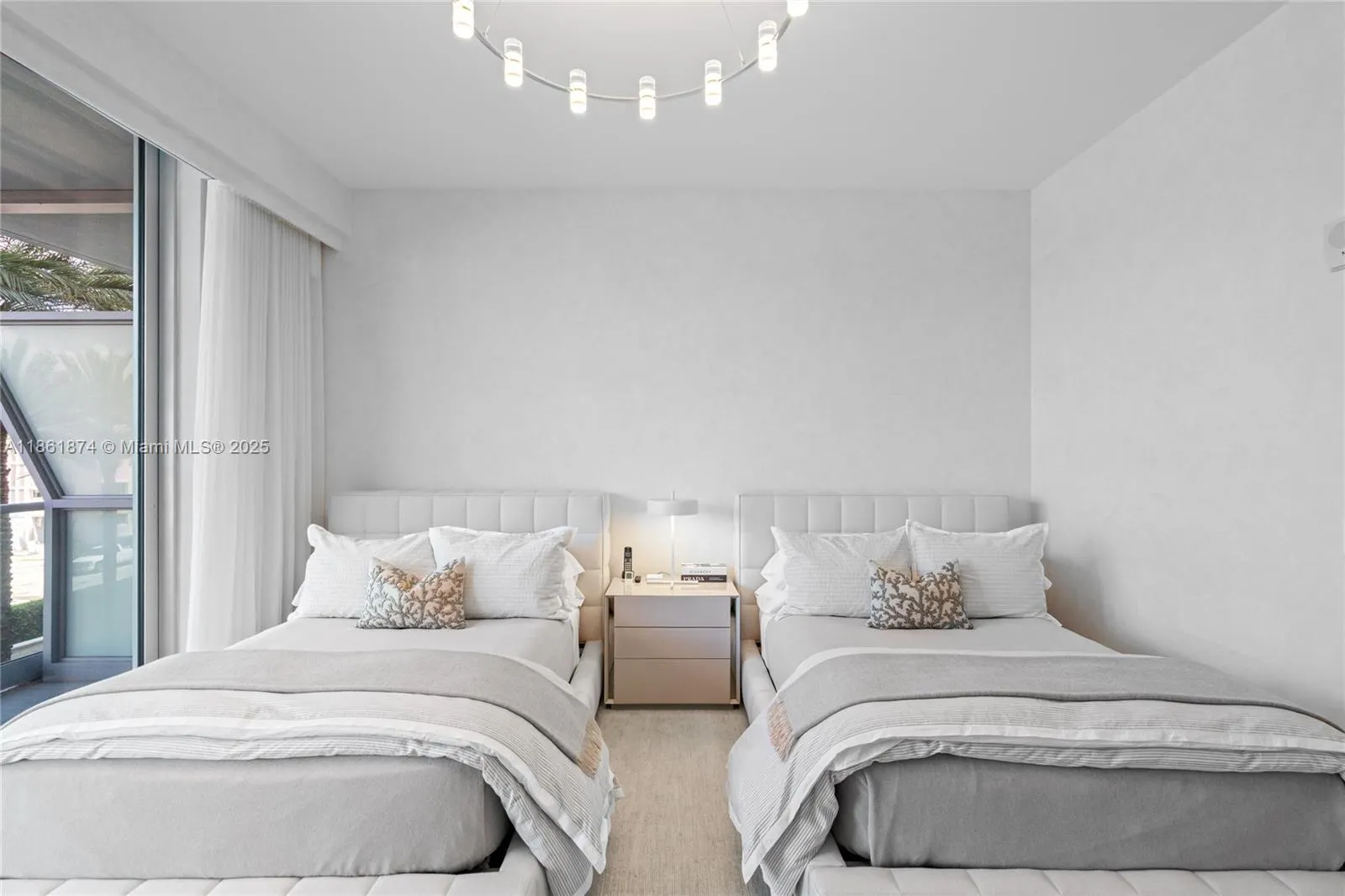 9349 Collins Ave, #303