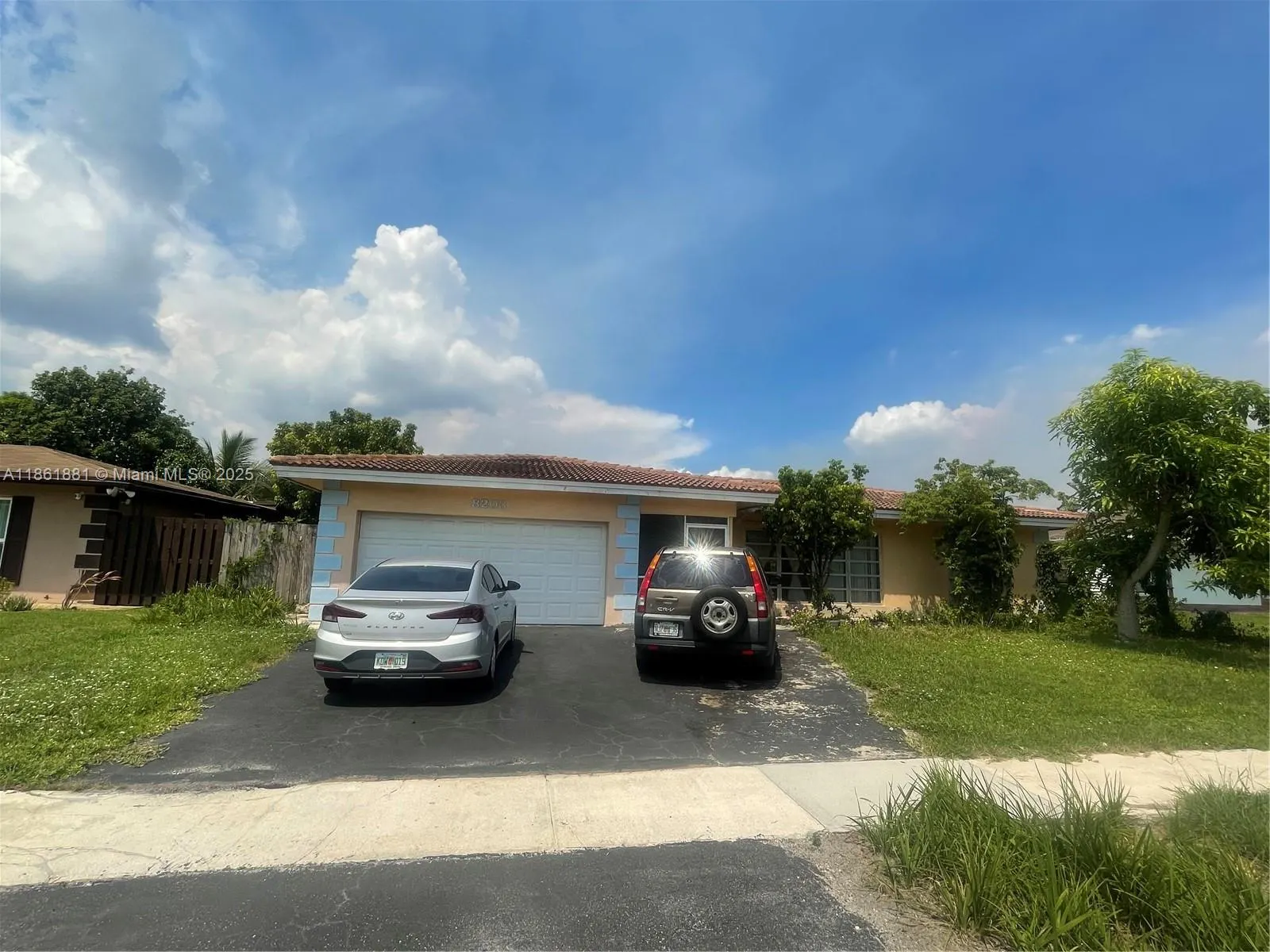8203 NW 73rd Ter