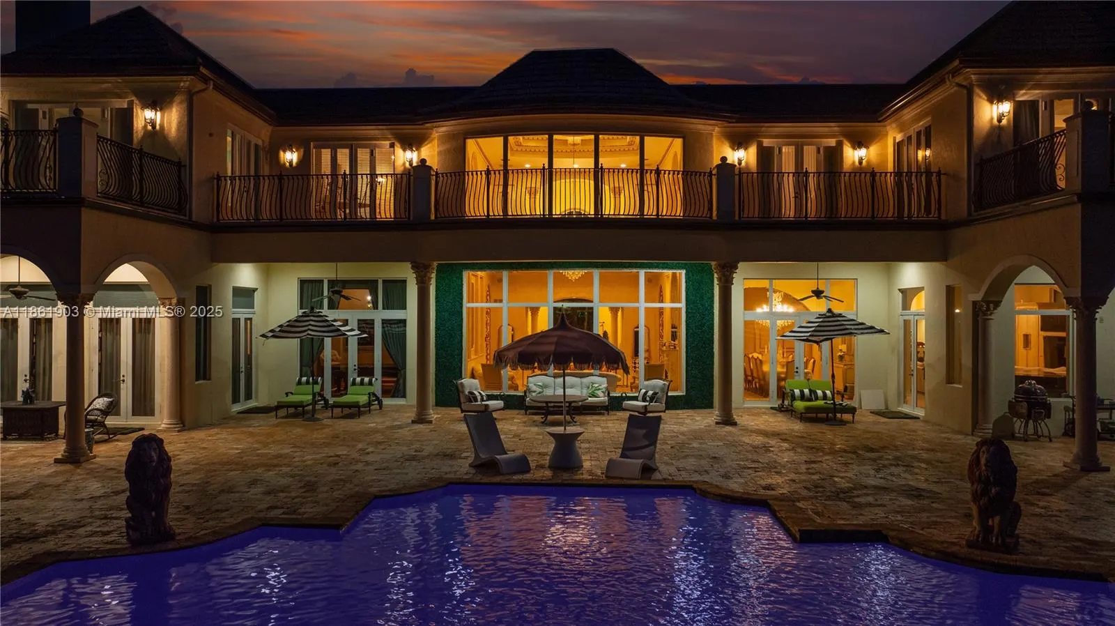 2951 Lake Ridge Ln
