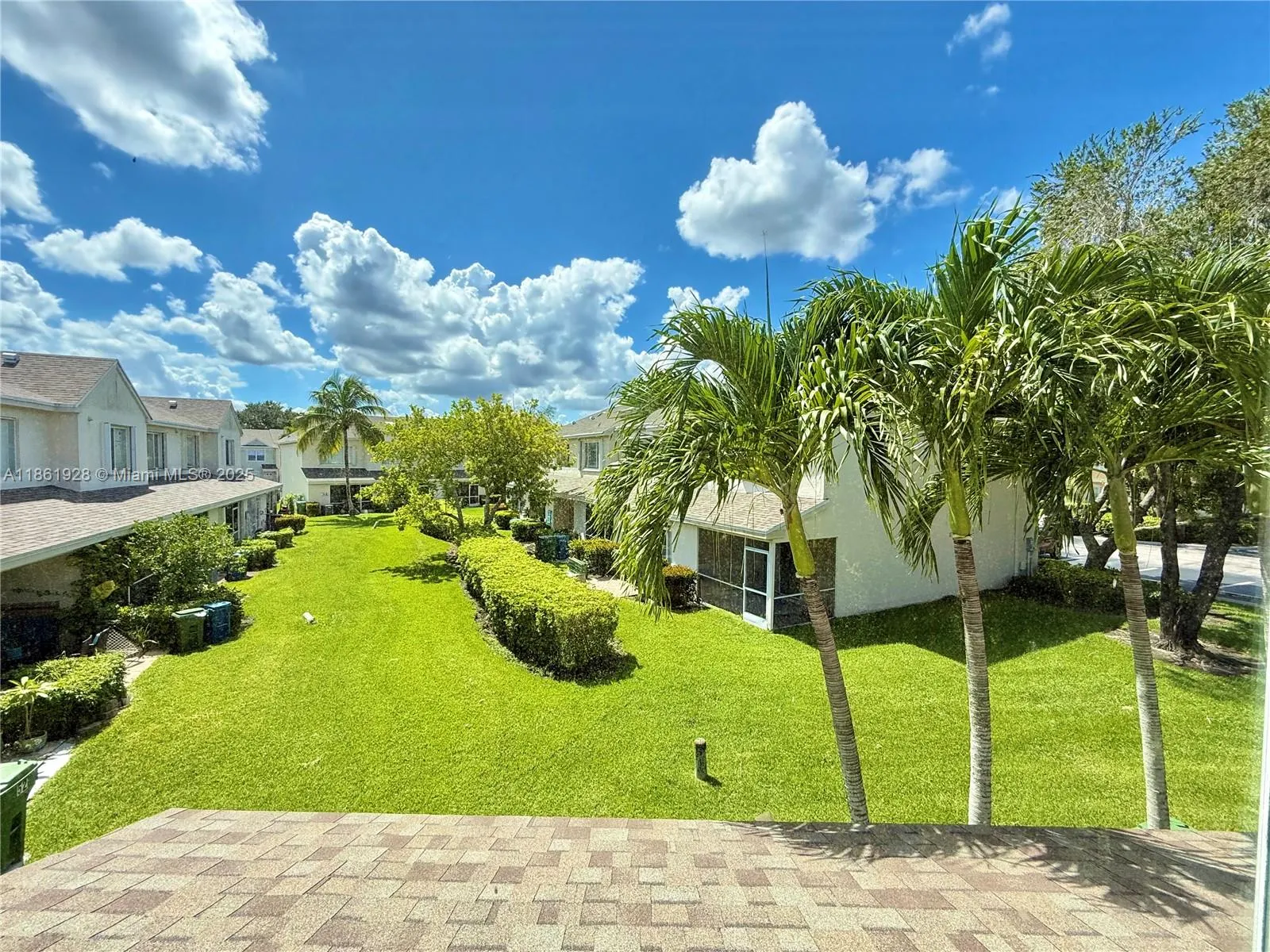 70 Whitehead Cir, #70