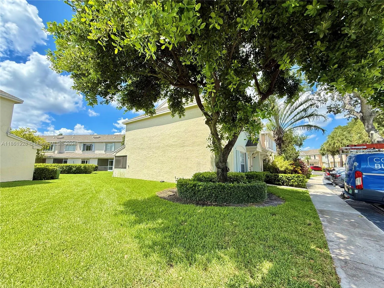 70 Whitehead Cir, #70
