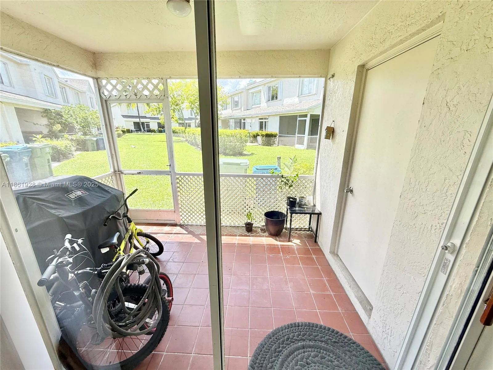 70 Whitehead Cir, #70