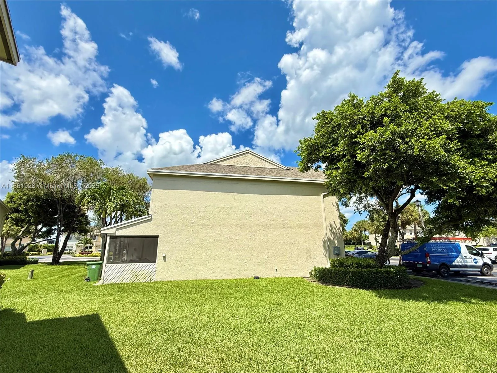 70 Whitehead Cir, #70