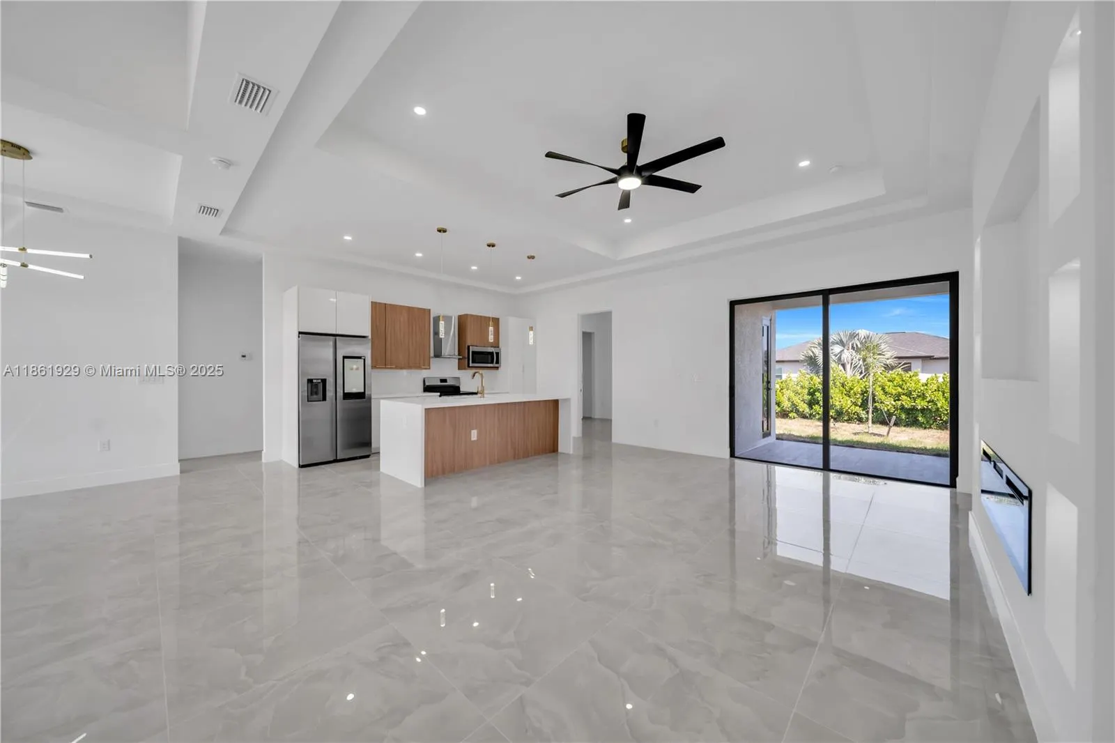2909 NW 6th AVE