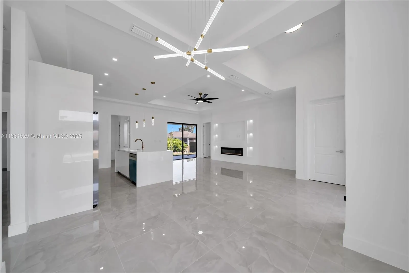 2909 NW 6th AVE