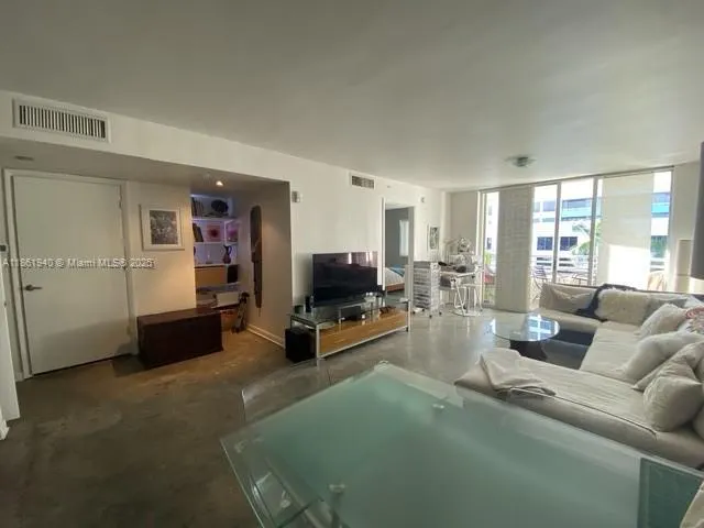 1401 Bay Rd, #405